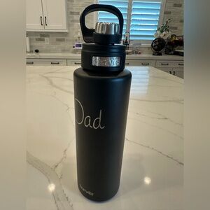 TERVIS "DAD" 40 oz Tumbler Lightly Used Excellent condition BLACK Flip Top